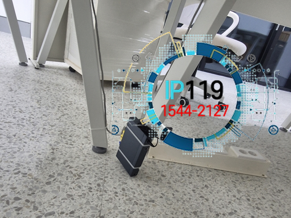 서교동 사무실 각 자리 랜선 포설 및 허브설치 공사 사례